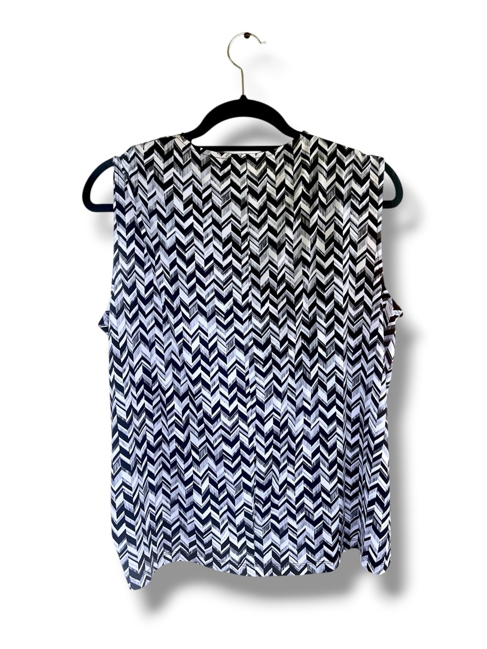 Plus Size Tank - Picture 2 of 7